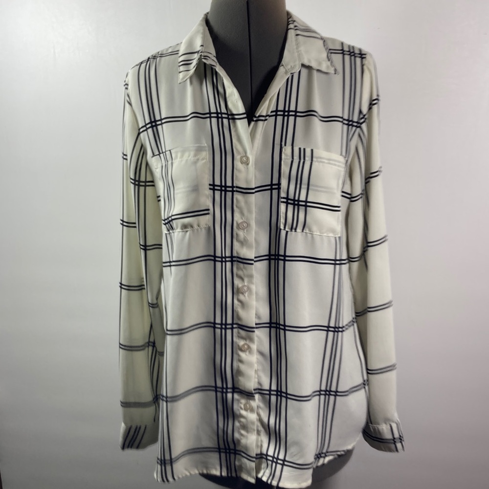 Rue 21 Top/Blouse Women Size Large White & Black Collar Button Up Long Sleeves - Picture 1 of 10